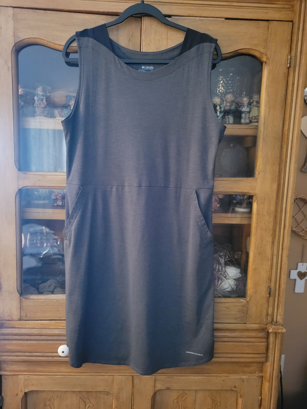 Columbia Omni-Wick Sleeveless Athletic Travel Dress Gray Pockets Sz L